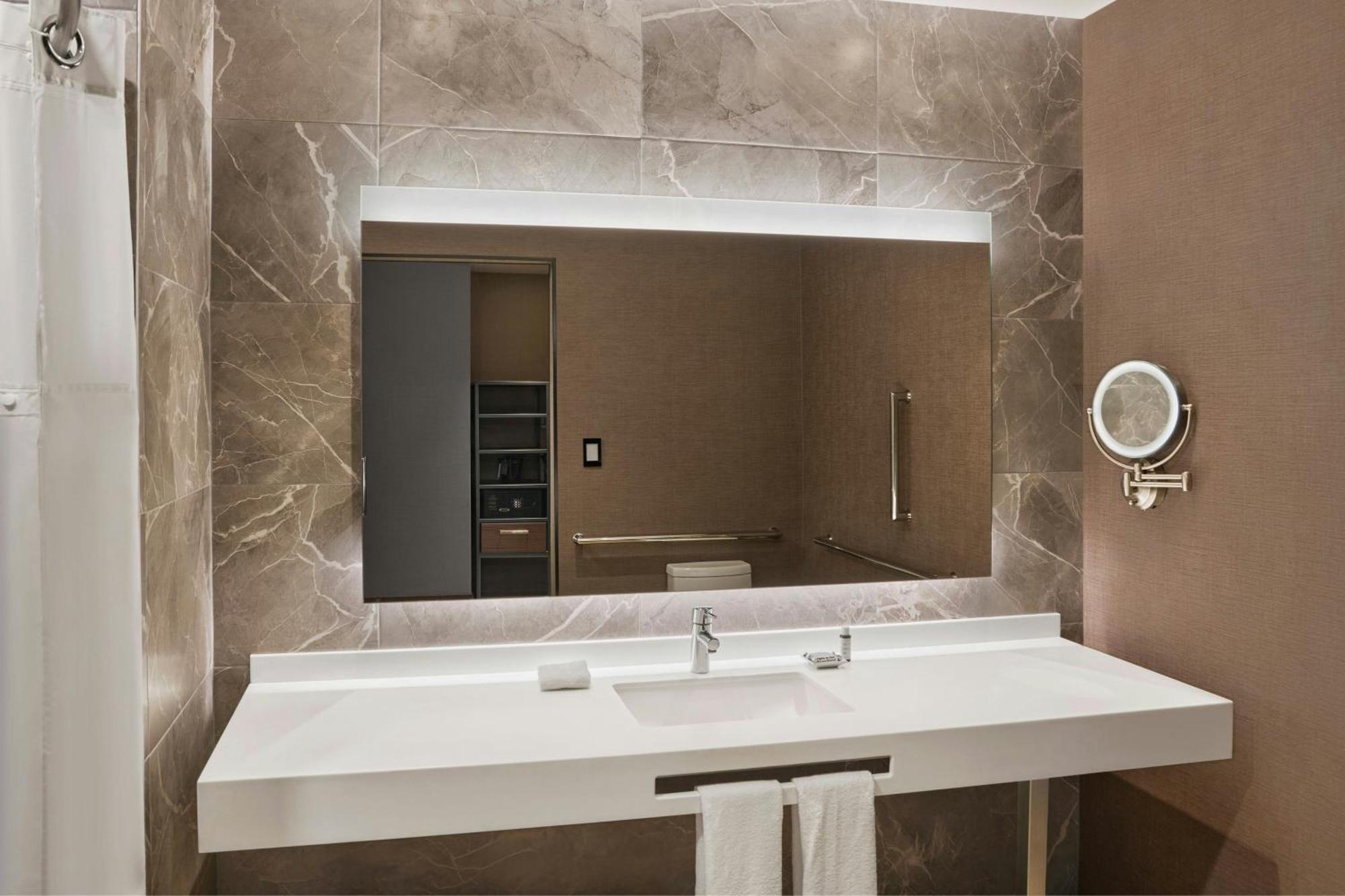 Ac Hotel By Marriott Saltillo Extérieur photo